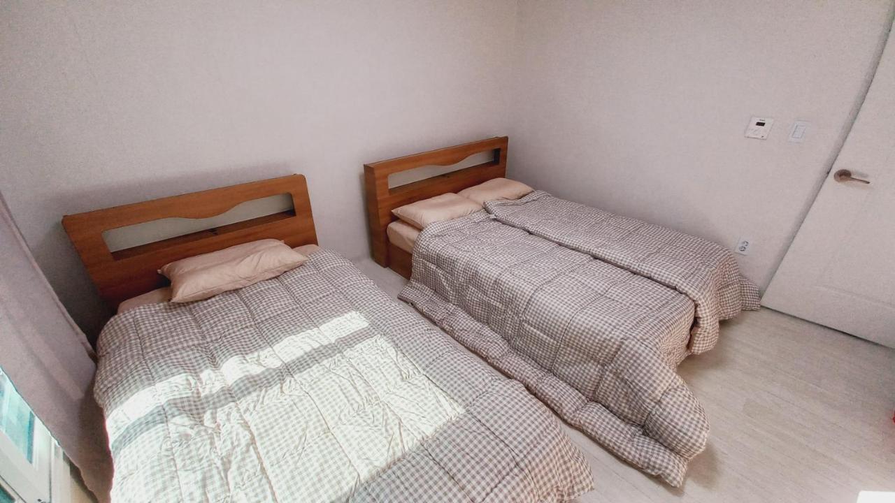 Woodland Apartment - For Foreigners Only Сеул Экстерьер фото